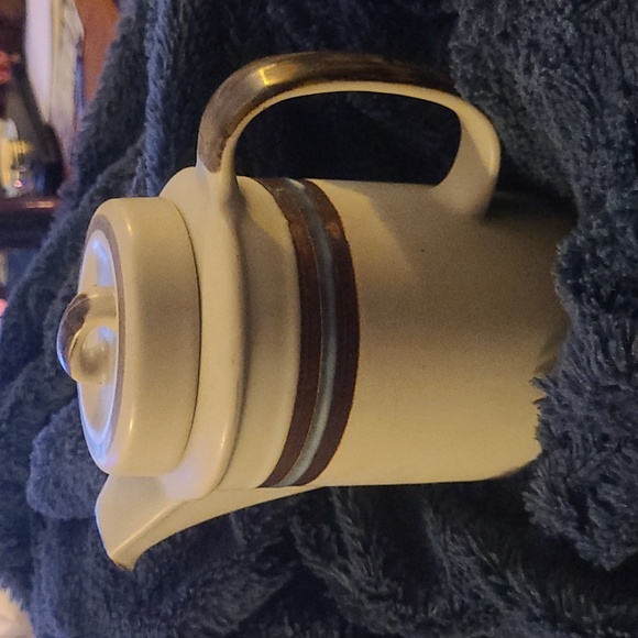 Tea pot - Picture 3 of 4